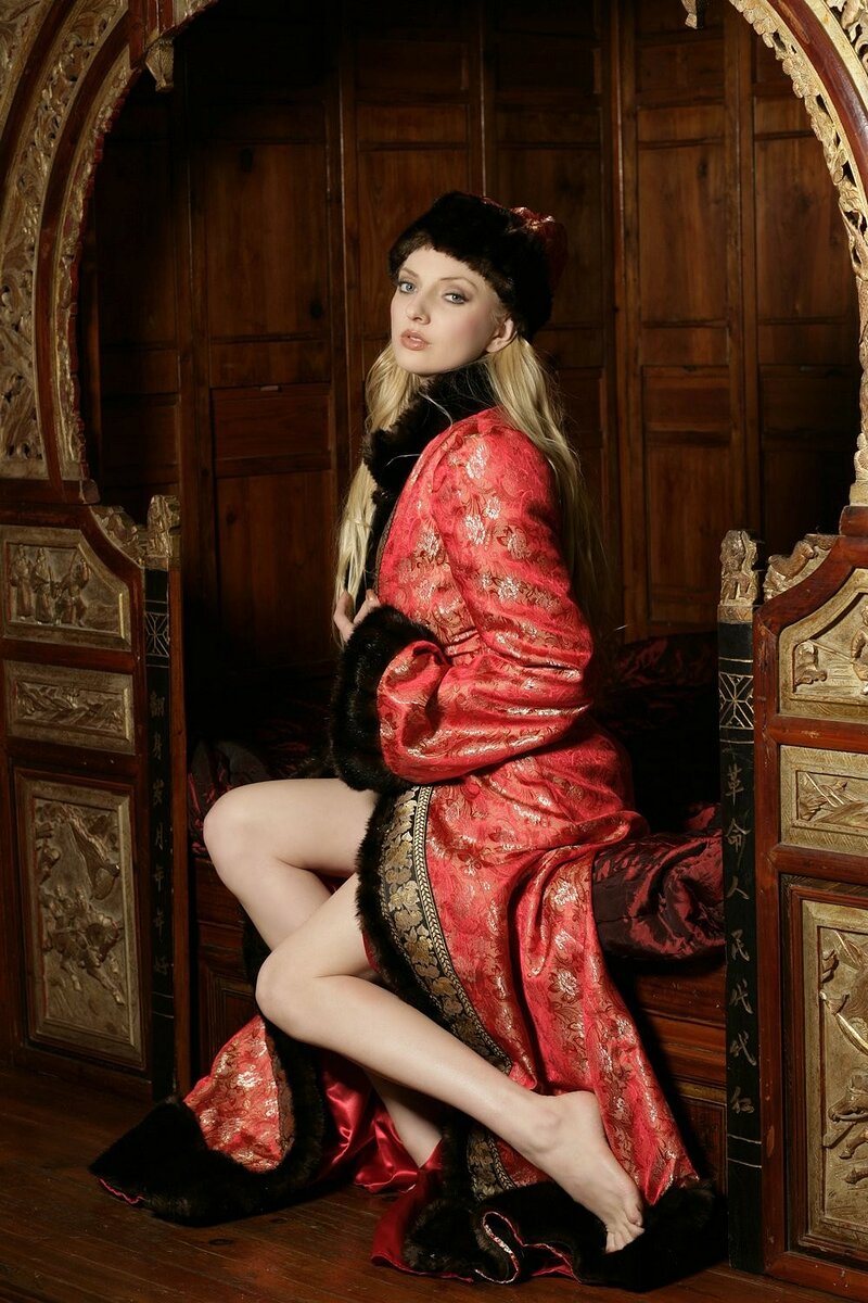 Музиля, 24 года, 2 размер груди